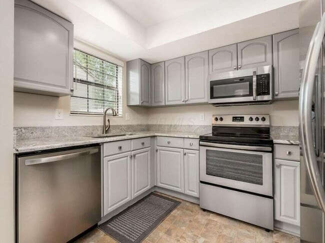 Building Photo - 5297 Brandy Oaks Ln