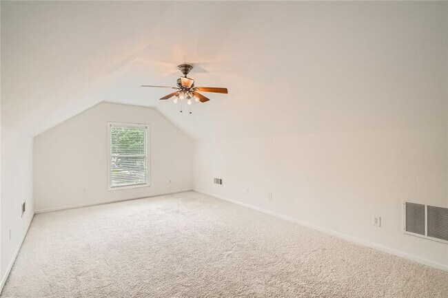 Building Photo - 1873 Jameson Cir NE
