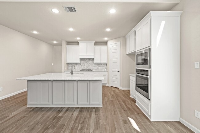 Building Photo - 1507 Delta Creek Dr