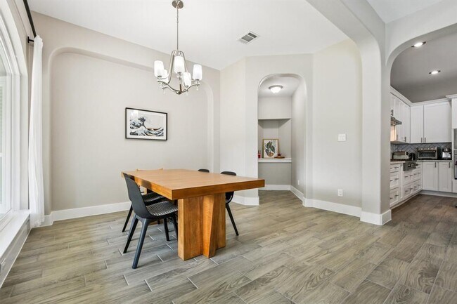Building Photo - 16601 Malaga Hills Dr