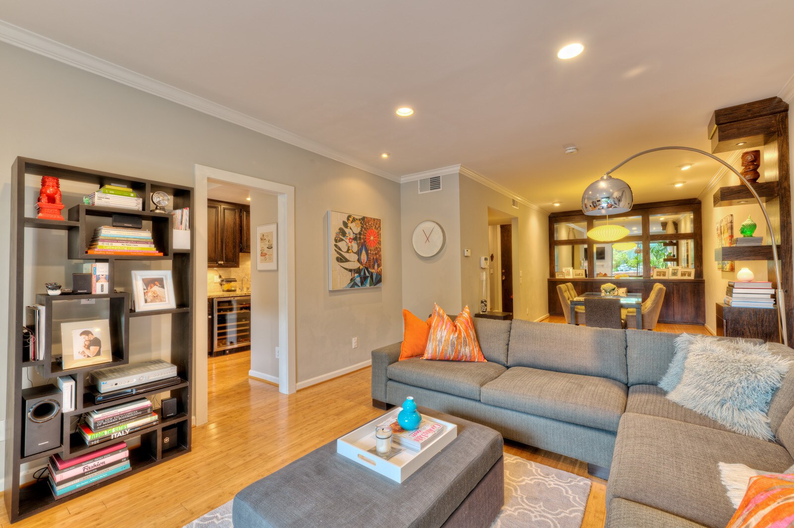Building Photo - 2663 Centinela Ave