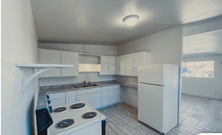 Building Photo - 2135 Garrison Rd