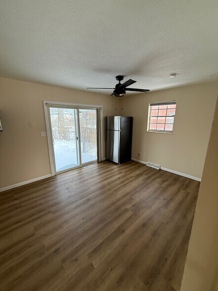 Building Photo - 1686 Smith Rd