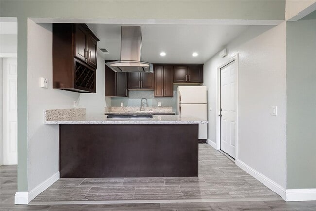 Building Photo - 4006-4008 Tricia Way