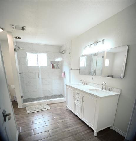 Building Photo - 4862 Dunlap Dr