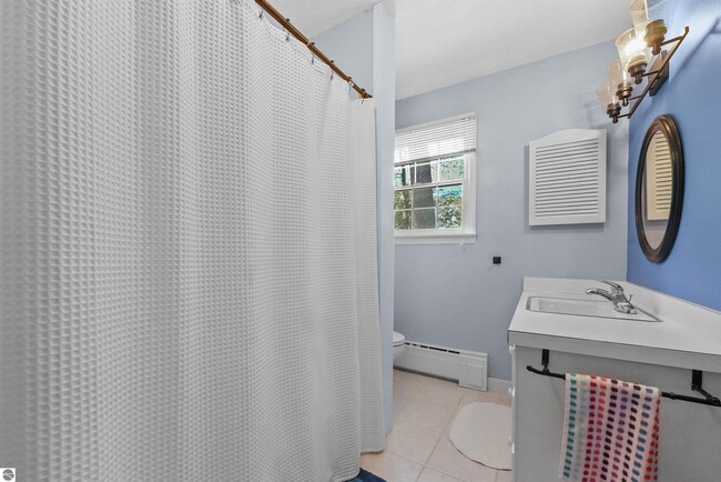 Building Photo - 1310 Peninsula Ct