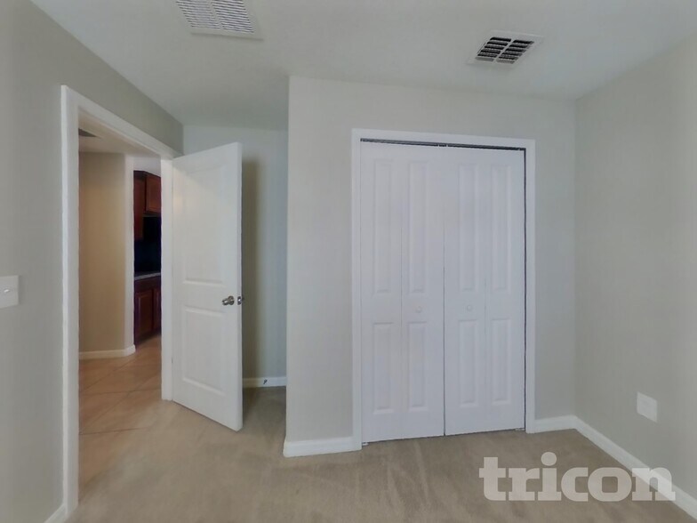 Building Photo - 10129 Carloway Hills Dr