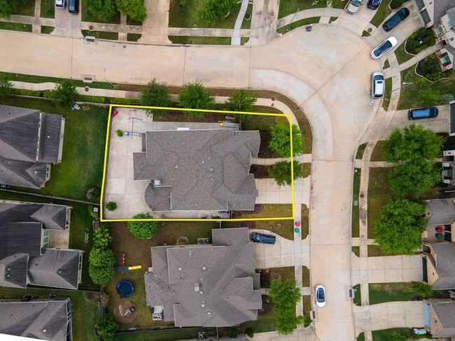 Building Photo - 815 Sunbeam Creek Ct