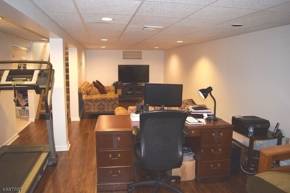 Building Photo - 4 Chesler Square