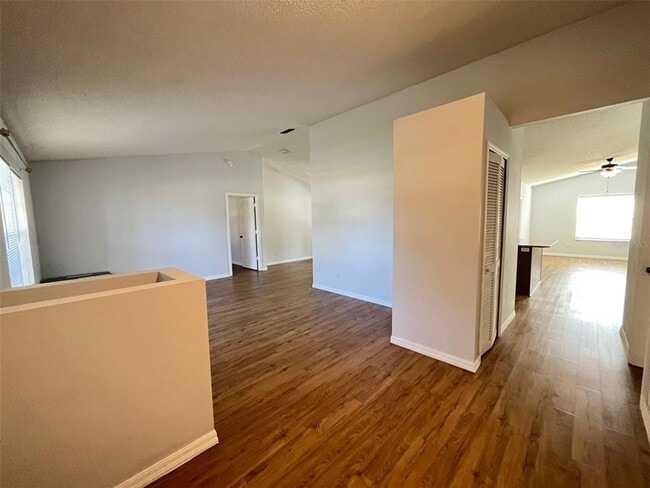 Building Photo - 1098 Seagate Dr W