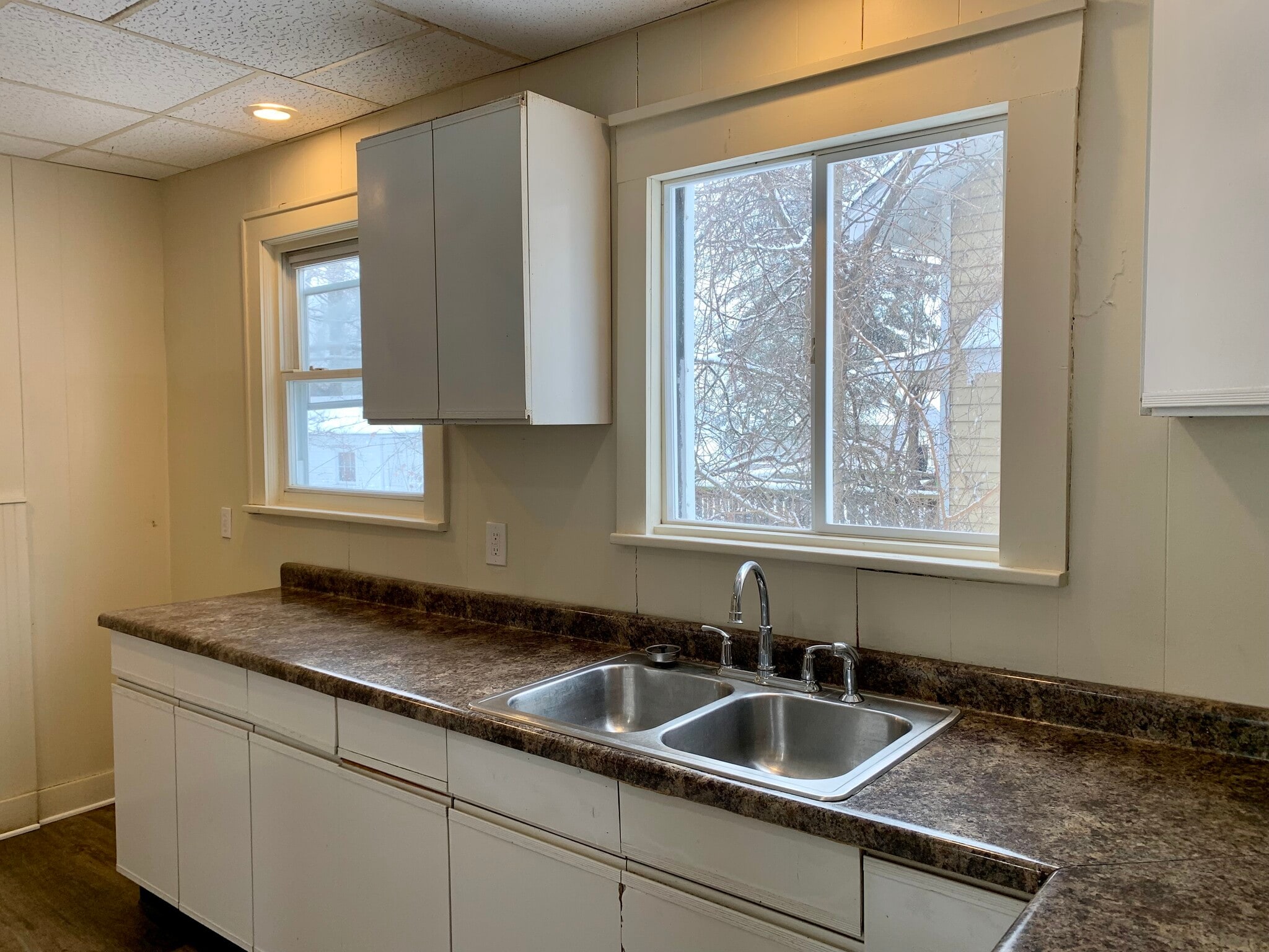 Building Photo - 1221 Girard St