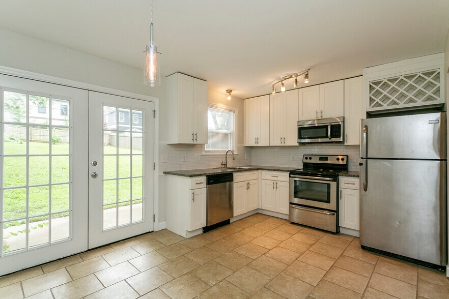 Building Photo - 145 A Kenner Ave