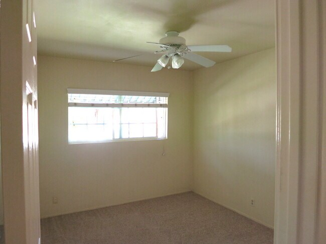 Building Photo - Spacious 4BR Canyon-View Home Near SDSU