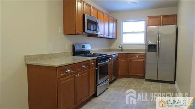 Building Photo - 28 Kensington Dr