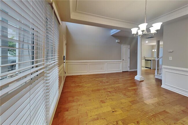 Building Photo - 331 Mirramont Ct