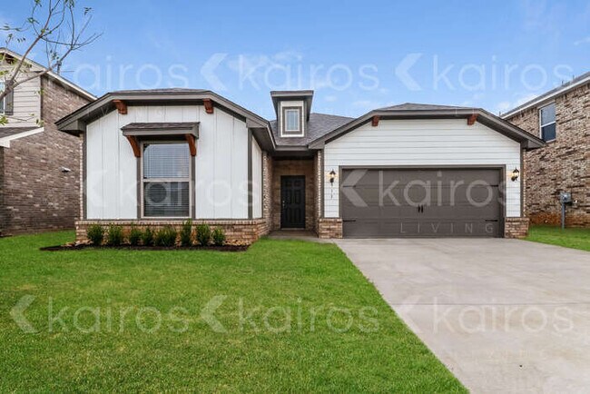 Primary Photo - 913 NW 4th St