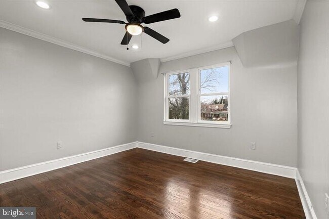 Building Photo - 2456 Keyway