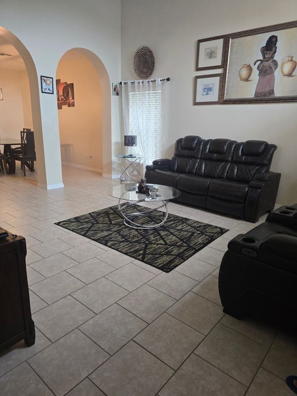 Building Photo - 2500 Baykal Dr