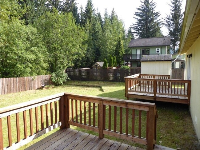 Building Photo - 9236 Emily Way