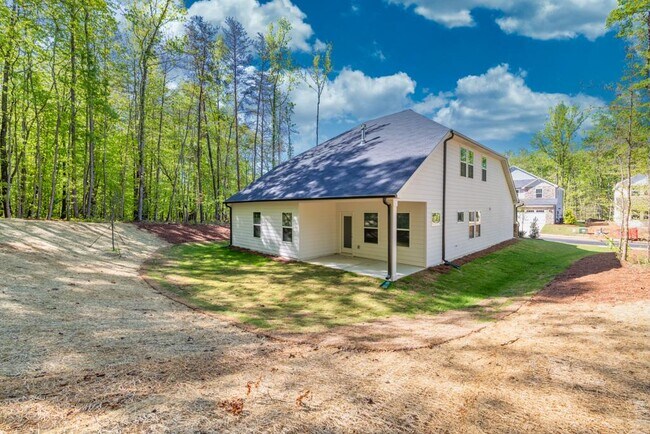 Building Photo - 166 Magnolia Dr