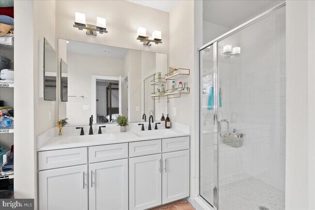 Building Photo - 4902 Trail Vista Ln