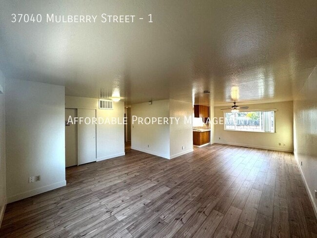 Building Photo - 37040 Mulberry St