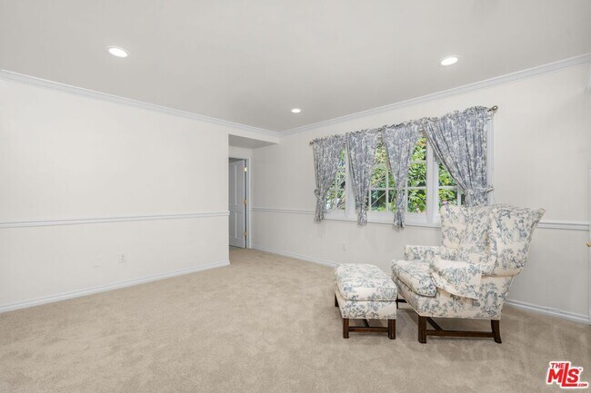 Building Photo - 30604 Sicomoro Dr
