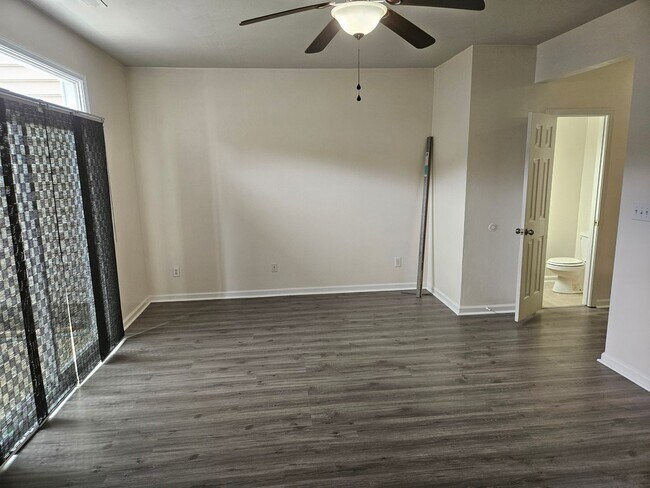 Building Photo - 13 Tidal Ct