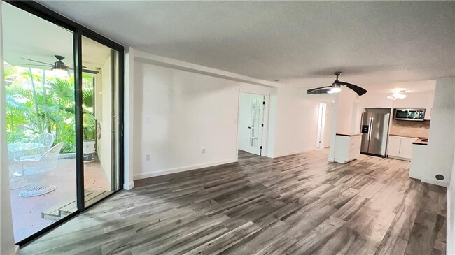 Building Photo - 101 Ocean Ln Dr