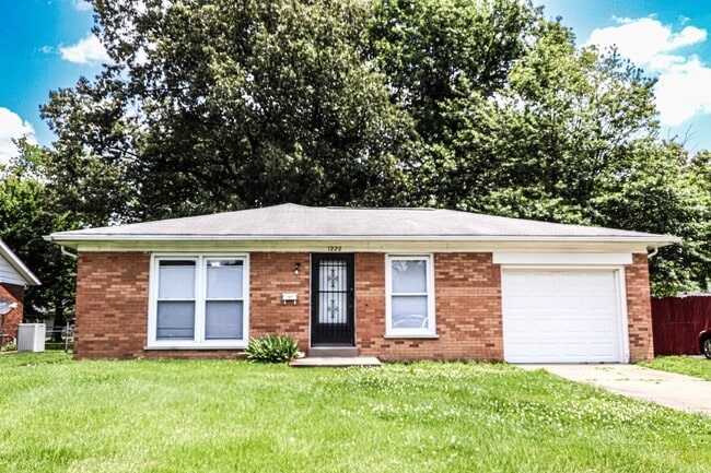 Primary Photo - Updated 3 bedroom house with lots of extras!