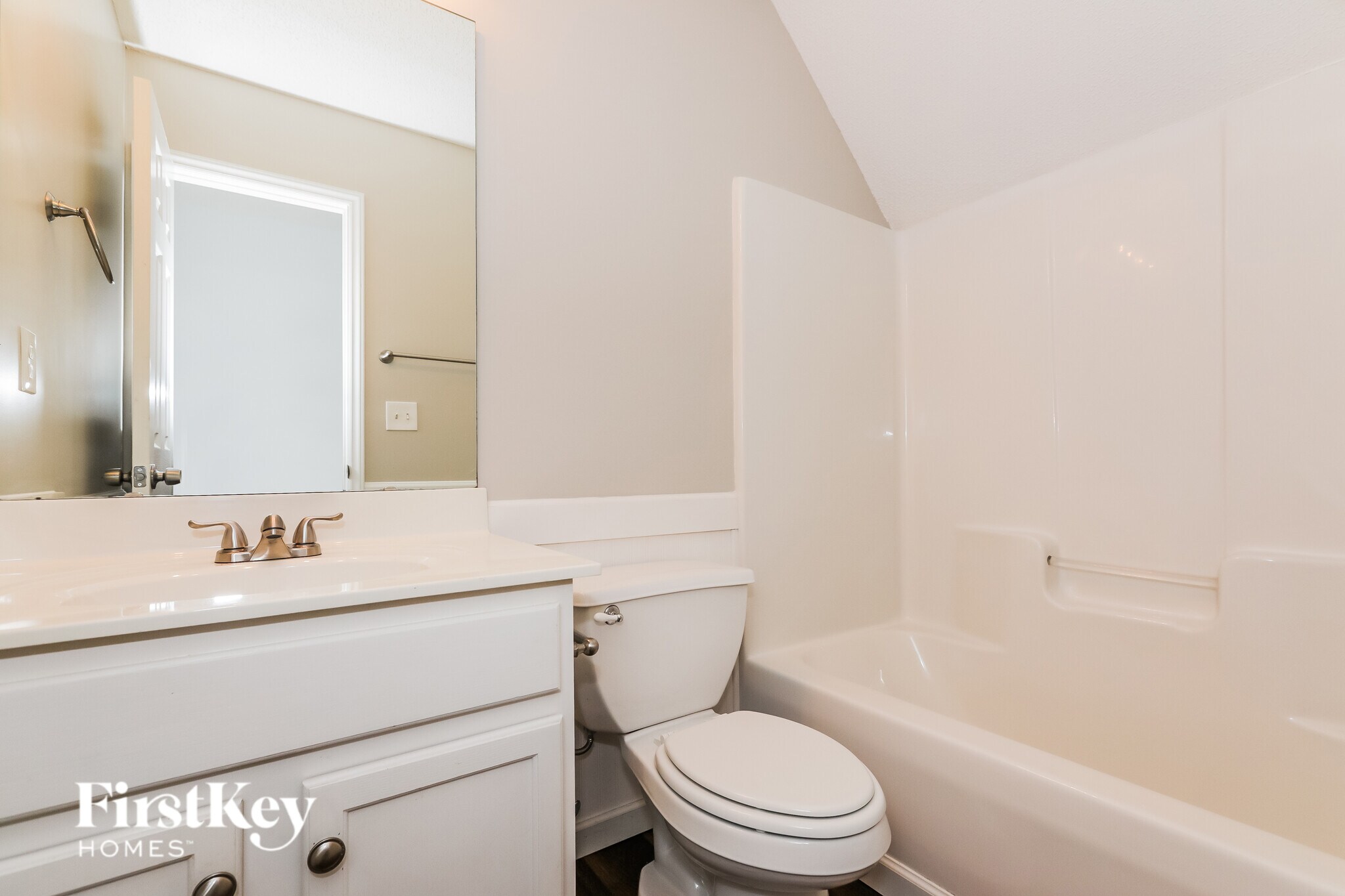 Building Photo - 1051 Enderbury Dr