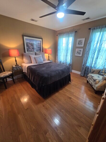 Building Photo - 10850 Misty Creek Ct
