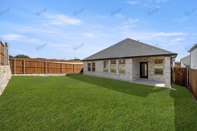 Building Photo - 225 Whitetail Dr