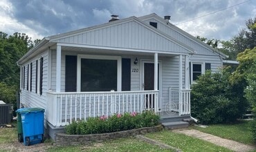 Building Photo - 120 Cedar Hill Rd