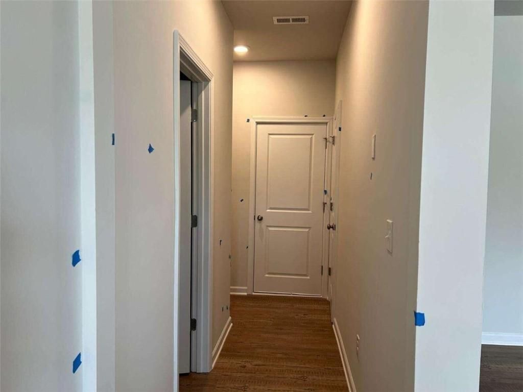 Building Photo - 420 Pt Pl Dr