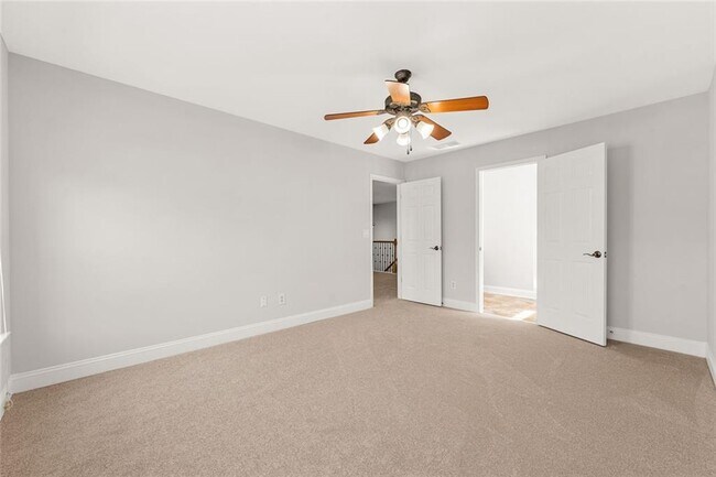 Building Photo - 3329 Rosecliff Trace NE