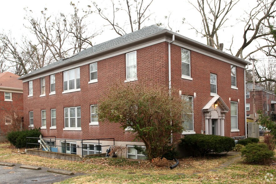 Primary Photo - 2012 Lauderdale Rd