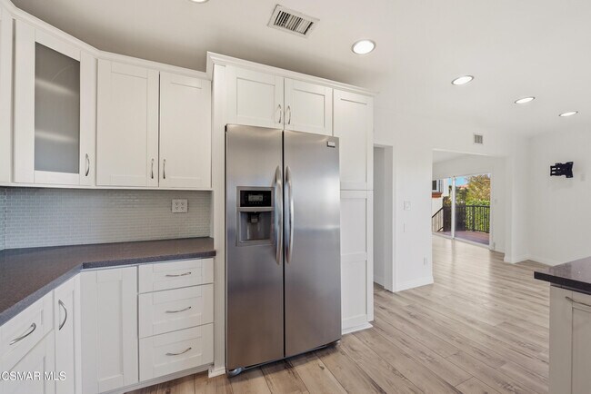 Building Photo - 5076 Escobedo Dr