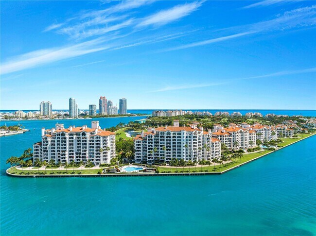 Building Photo - 5242 Fisher Island Dr