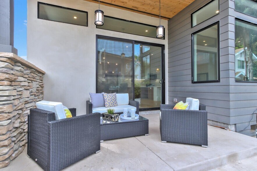 backyard with sofa - 363 Beemer Ave