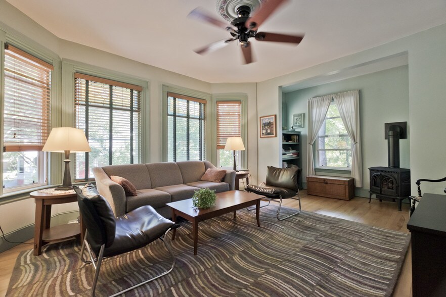 Living Room - 34 Pleasant Ave