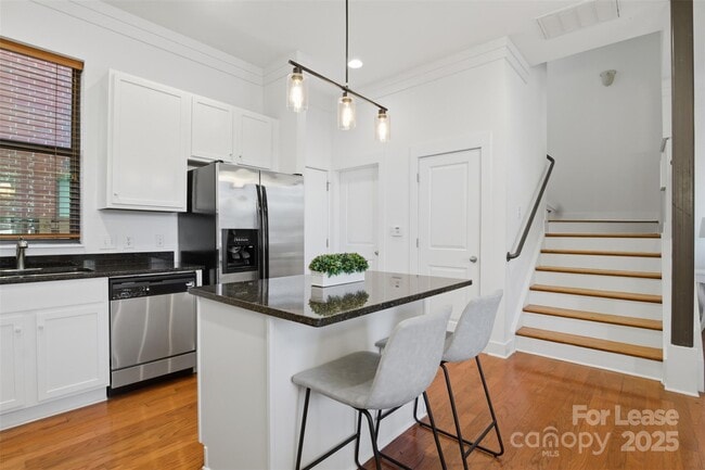 Building Photo - 3254 Noda Blvd