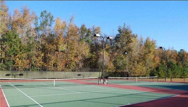 Building Photo - 663 Wyndham Way