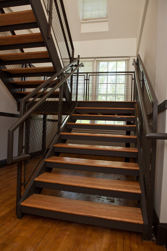 Building Photo - CHATHAM LOFTS