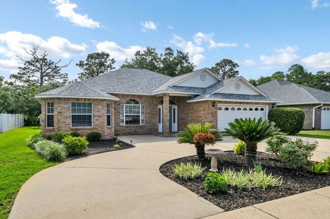 Primary Photo - Community Pool & Deeded Access to Santa Ro...