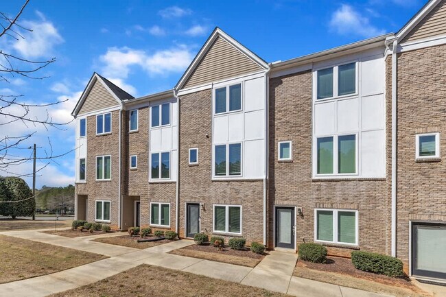 Building Photo - 2622 Wolf Cub Ct