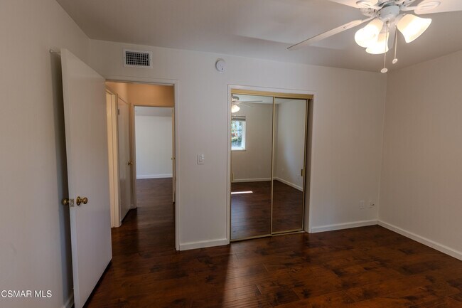 Building Photo - 569 S Danville Ave