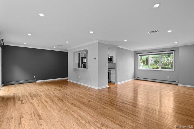 Building Photo - 5 Meadowlark Cir