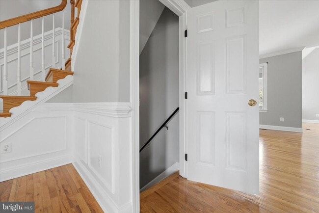 Building Photo - 102 Bramble Ct