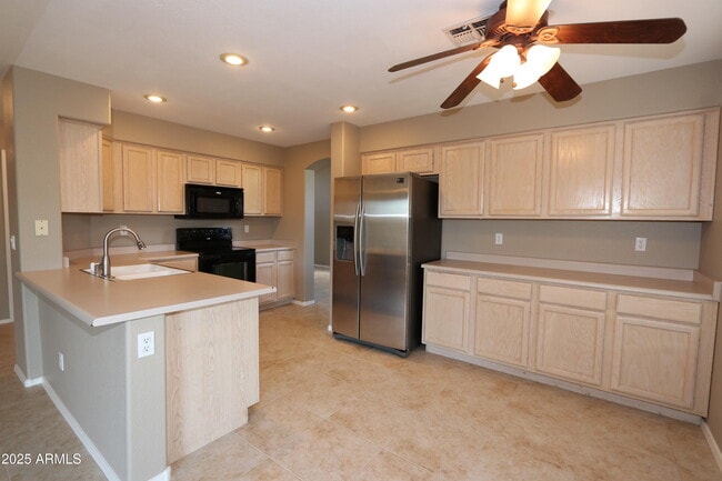 Building Photo - 1167 West Swan Drive